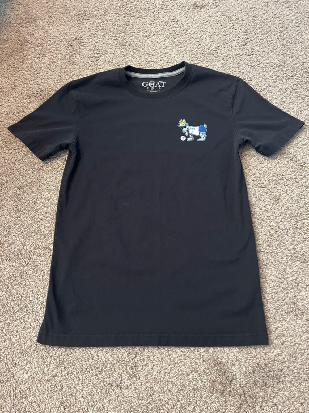 GOAT Women's Black Short-Sleeve Graphic Tee